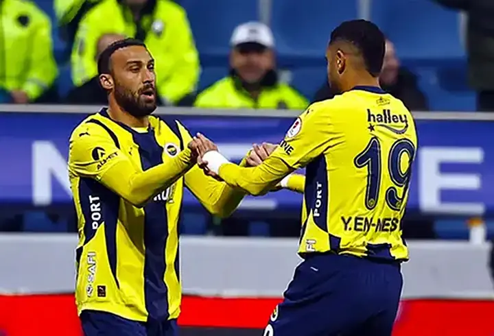 Fenerbahçe'de golcü krizi patlak verdi! Rota: Yeni transfer