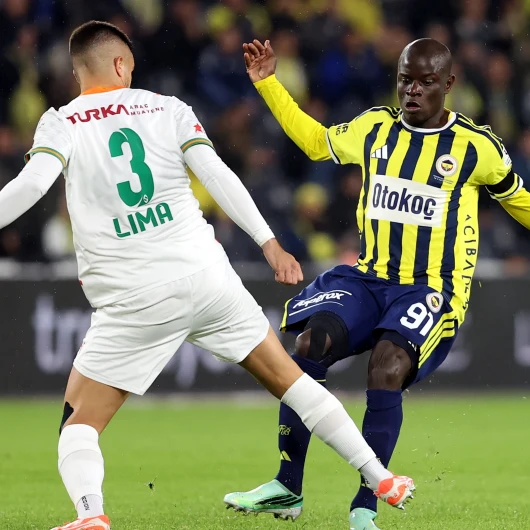 Fenerbahçe - Alanyaspor Maç İstatistikleri: Fenerbahçe - Alanyaspor Maçı Golleri Kim Attı, Fenerbahçe'nin Golü Neden İptal Edildi?