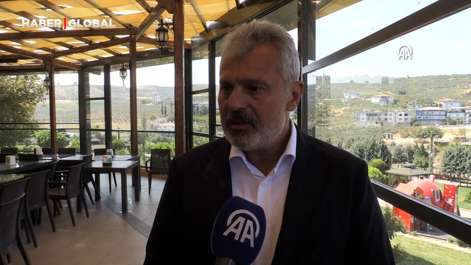 Hatay Stadyumu'nda onarım ve güçlendirme çalışmaları sürüyor