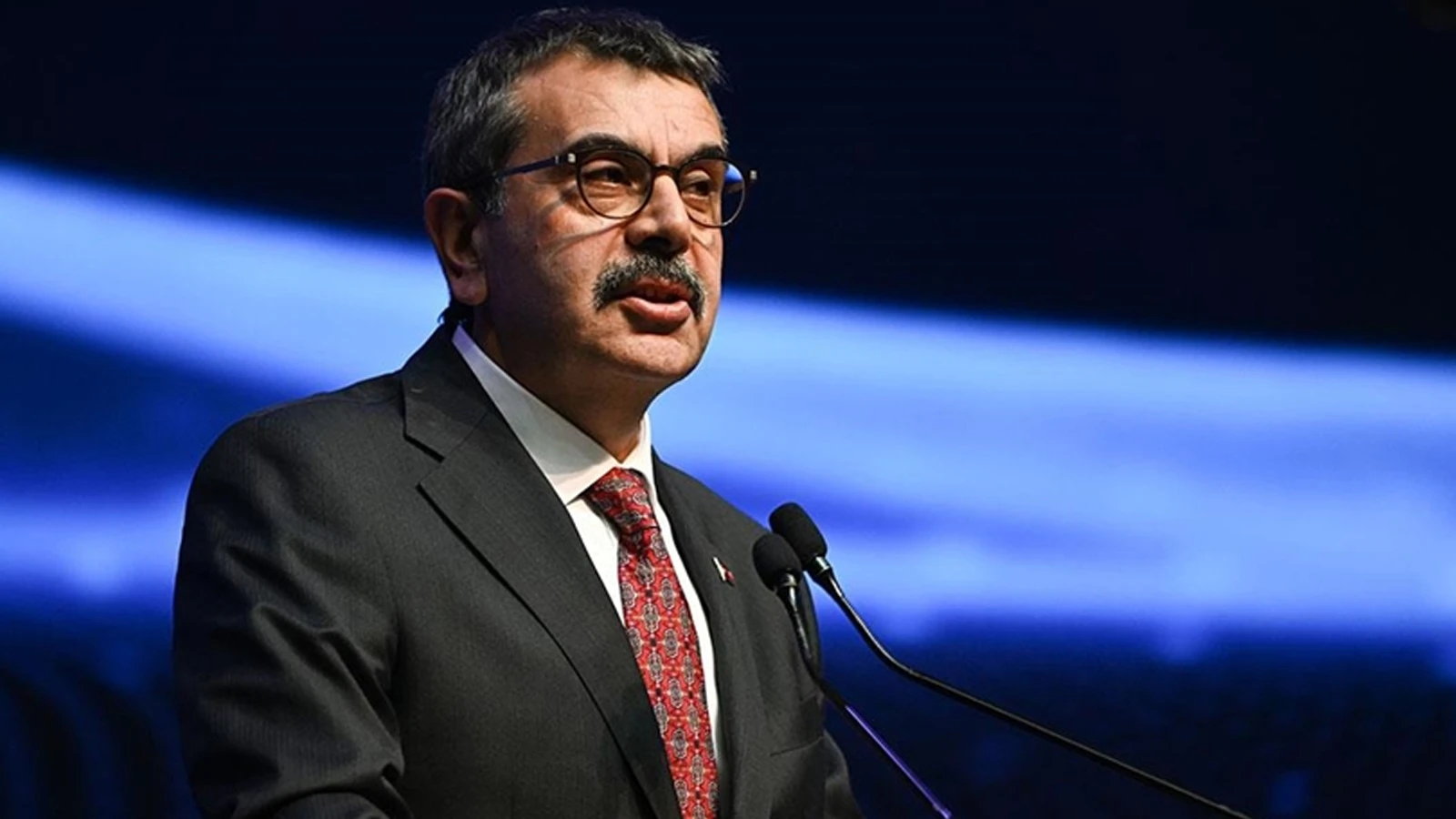 Milli Eğitim Bakanı Tekin: CHP'deki durumu izlemekten utanç duyuyorum