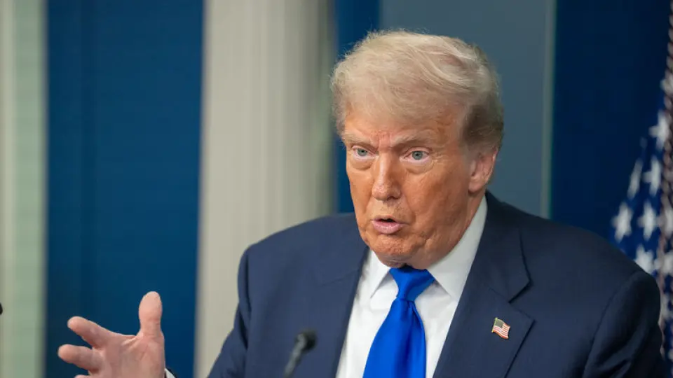 Trump: Venezuela'dan Küba'ya artık para ya da petrol gitmeyecek