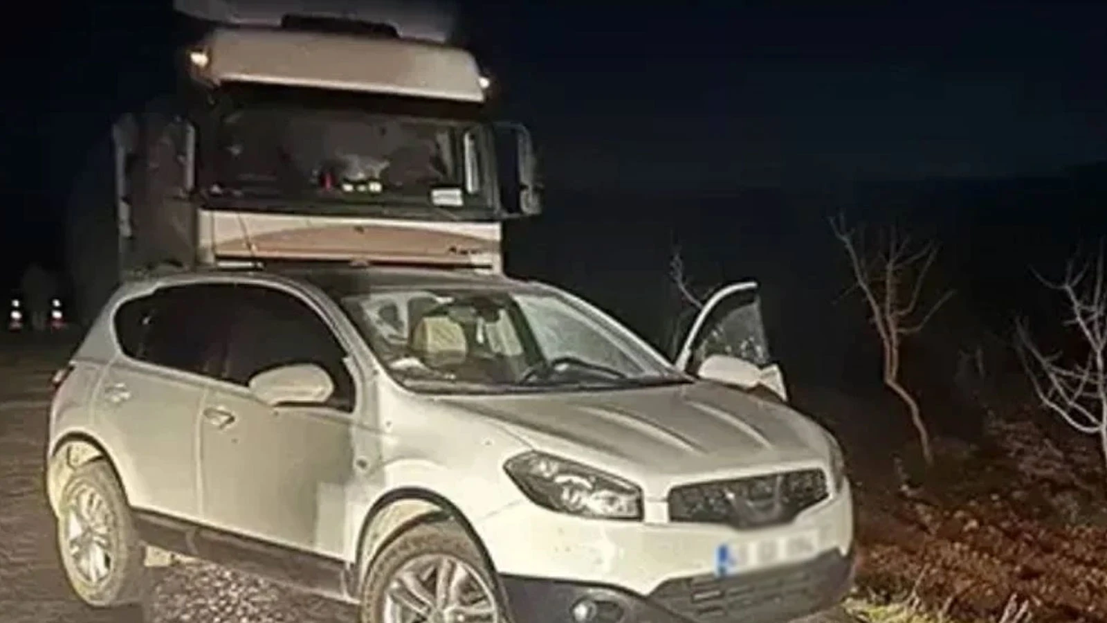Şanlıurfa’da belediye meclis üyesinin aracına silahlı saldırı