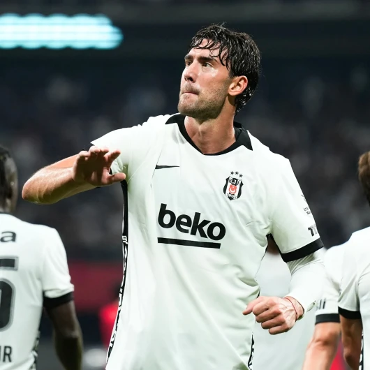 Vlahovic Hoffenheim - Beşiktaş Maçında Neden Yok, Oynamıyor? Vlahovic Sakatlık Durumu