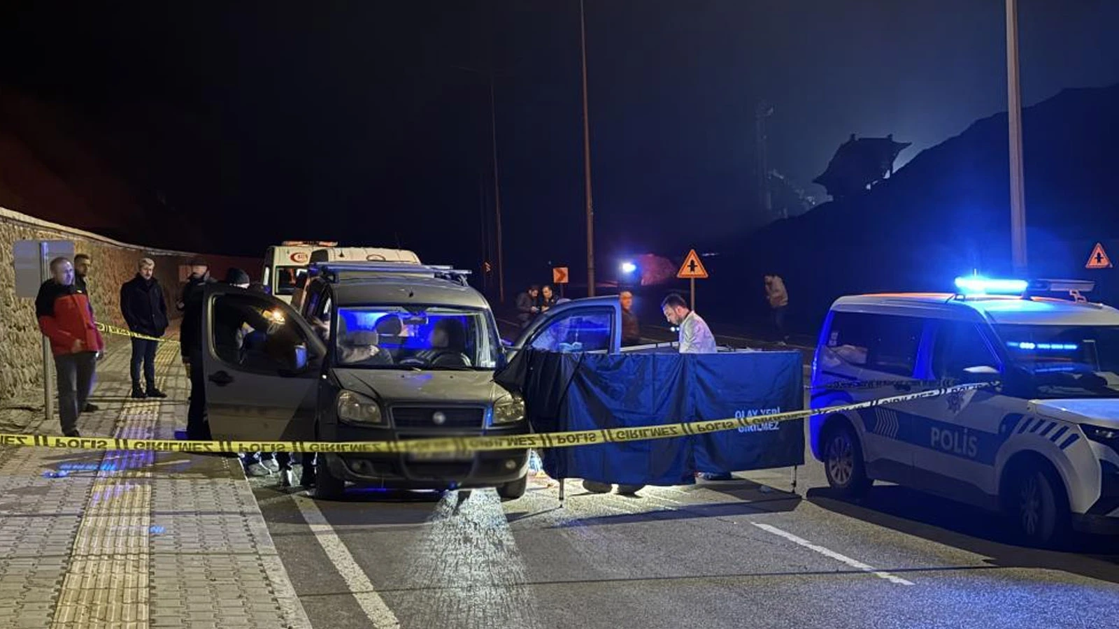 Samsun'da kan donduran cinayet: Boğazını kesip kafasına satırla vurdu