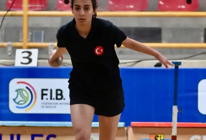 Bocce sporcusu Mine Türker, Dünya Kupası’nda 2 gümüş madalya kazandı