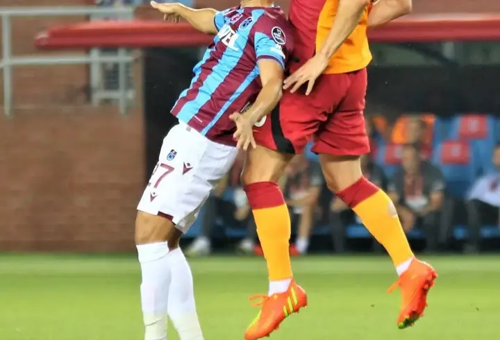 Trabzonspor - Galatasaray maçının tarihi belli oldu