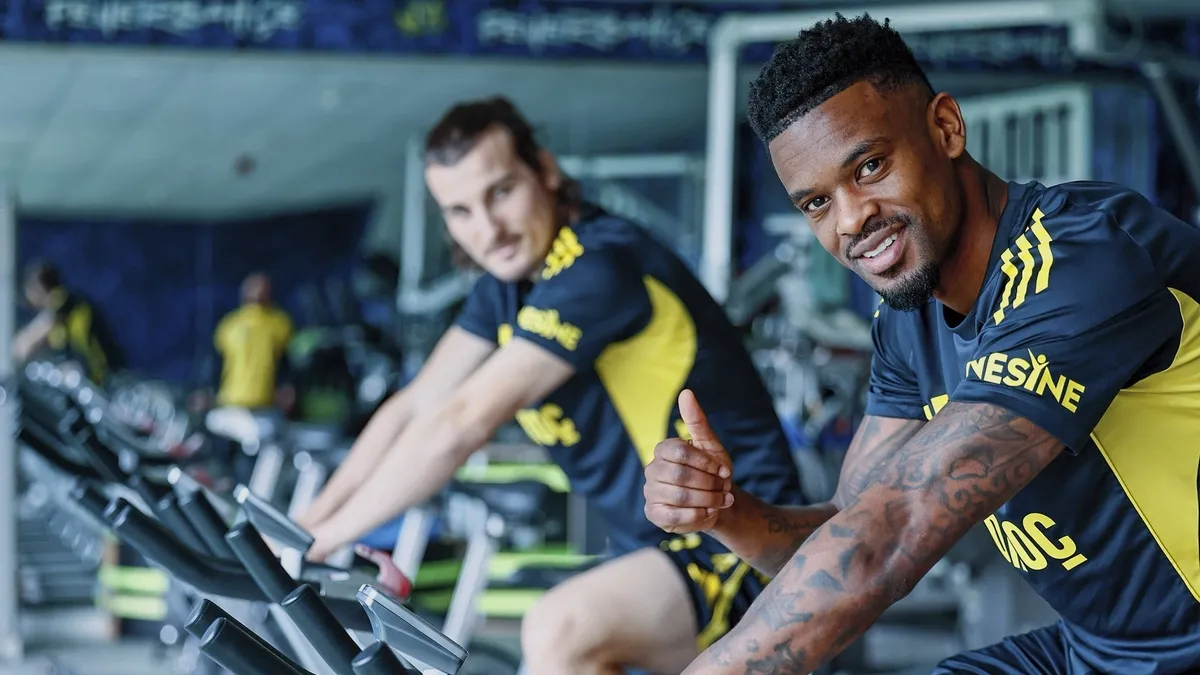 Fenerbahçe, Beşiktaş derbisinin hazırlıklarına başladı