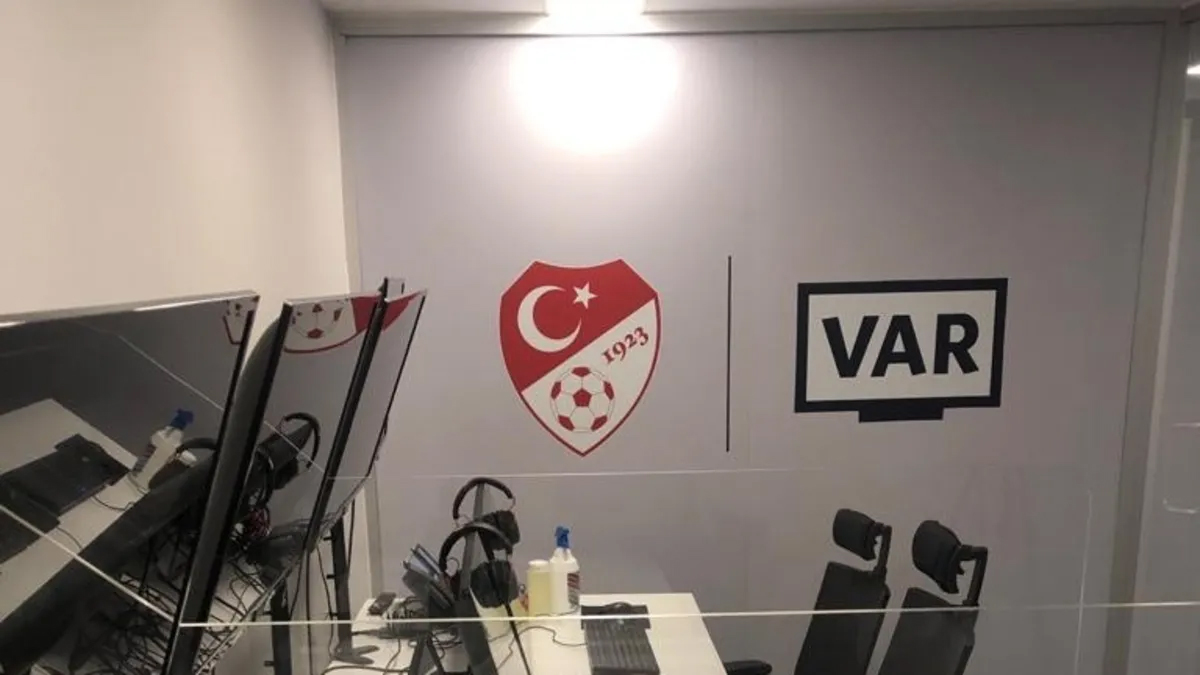 Son Dakika | Galatasaray-Fenerbahçe Derbisinin Var Hakemi Duyuruldu