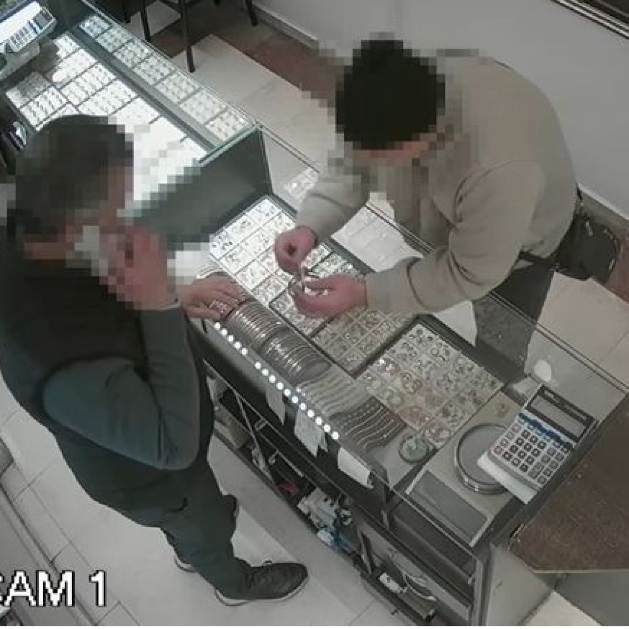 Komşu vahşetini kesik bilezikler ortaya çıkardı!