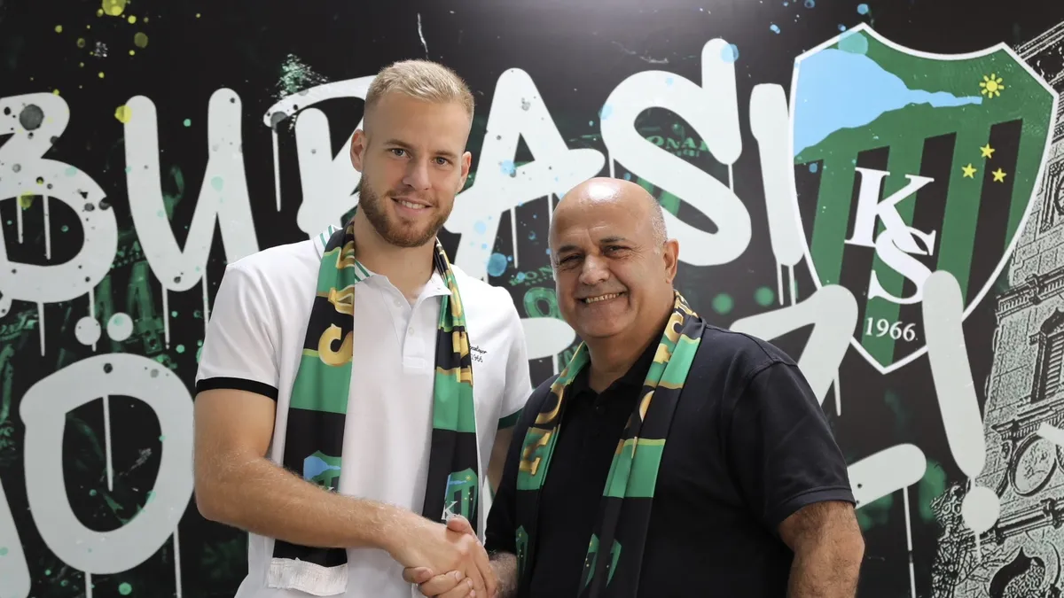 Hrvoje Smolcic kiralık olarak Kocaelispor'da