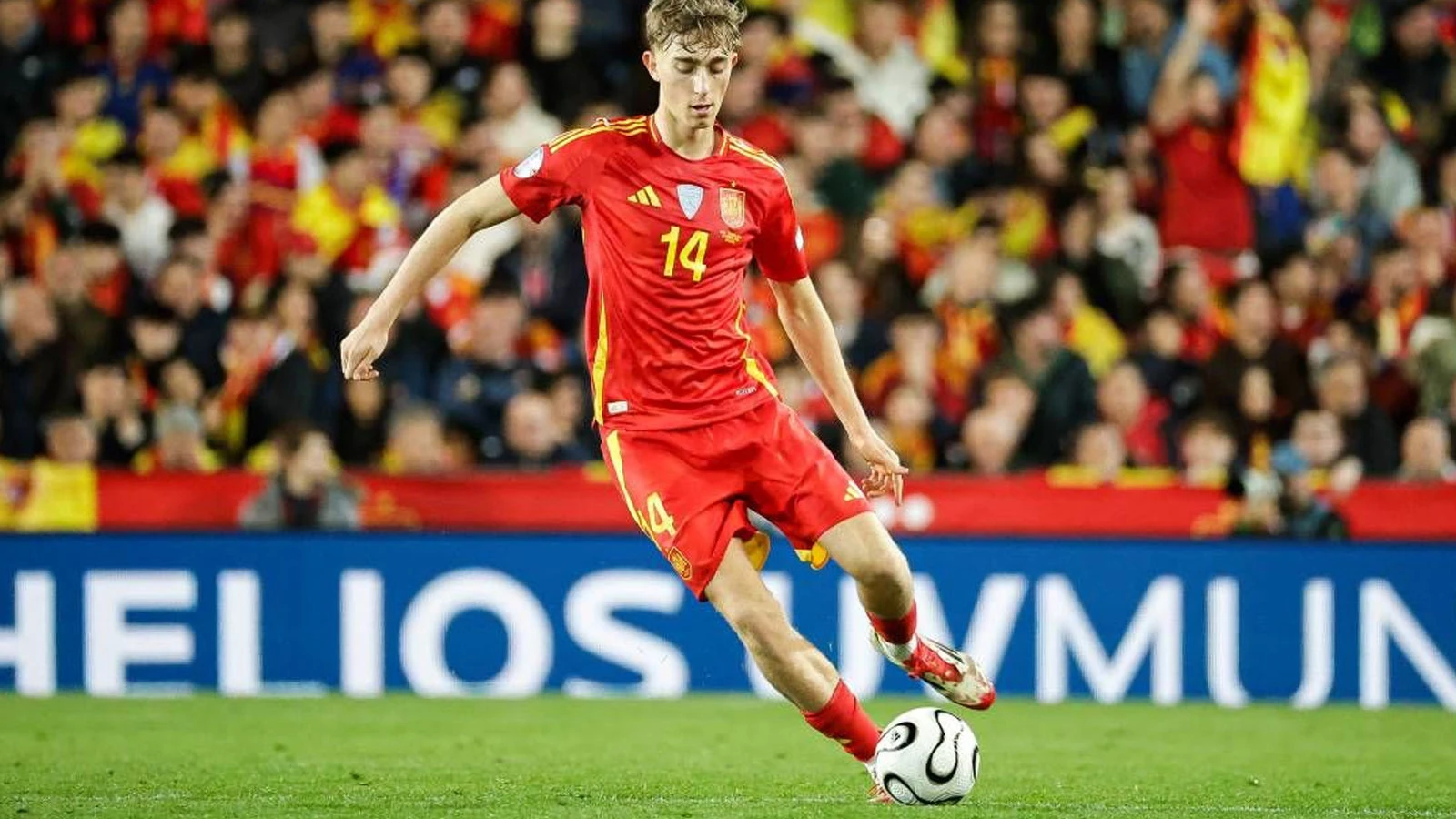 Real Madrid, Bournemouth'un genç stoperi Dean Huijsen ile anlaştı