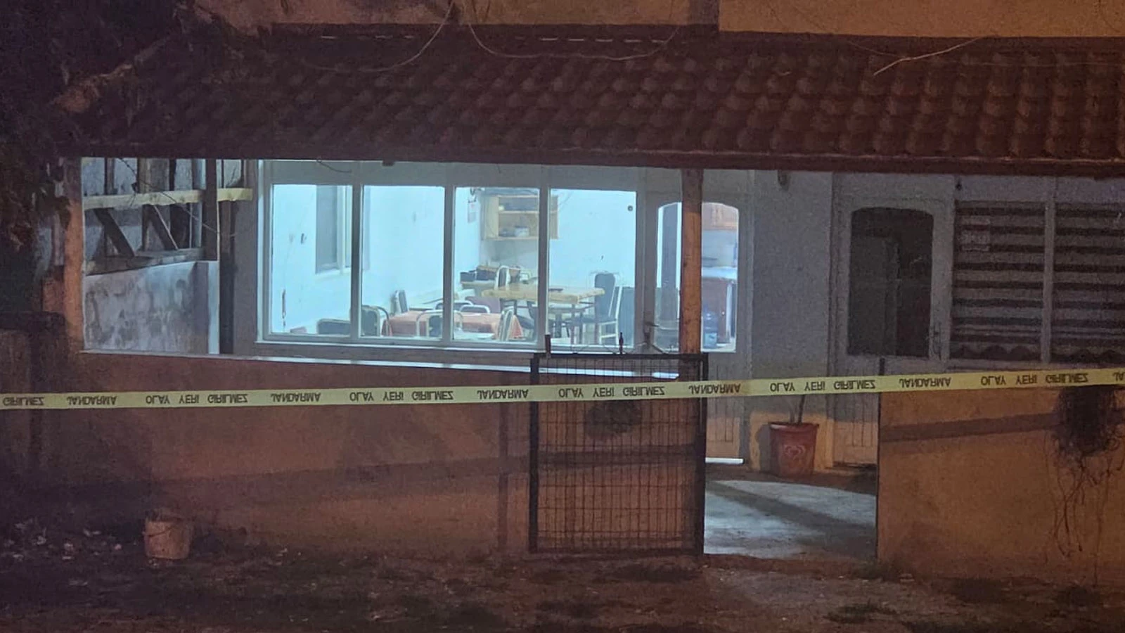 Emekli polisten kahvehaneye kanlı baskın: Ölüler ve yaralılar var