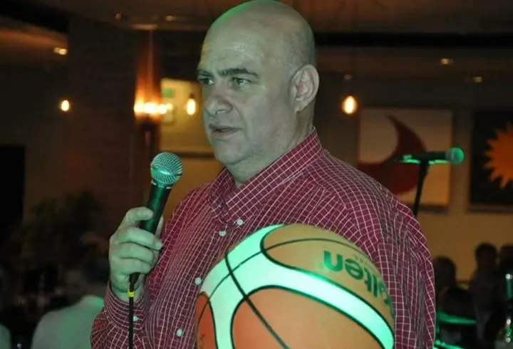 İzmirli eski milli basketbolcu hayatını kaybetti   