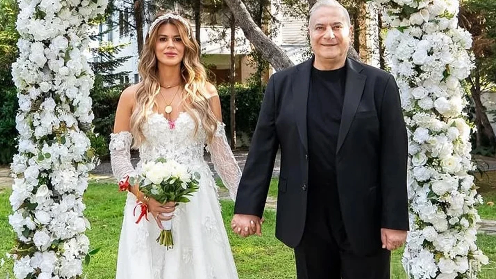 Mehmet Ali Erbil'in altıncı evliliği de bitiyor... Avukatına talimat verdi!
