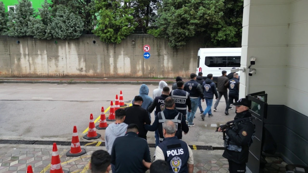 Bahis Operasyonu: 6,2 Milyarlık Para Trafiğinde 29 Şüpheli Tutuklandı
