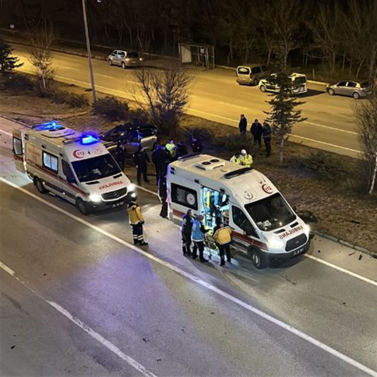 Erzurum'da iki otomobil çarpıştı: Yaralılar var