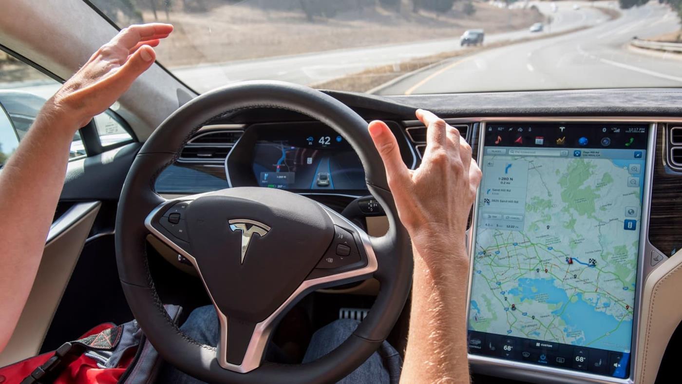 Şirketten açıklama geldi: Tesla FSD, Şubat ayında Avrupa yolcusu