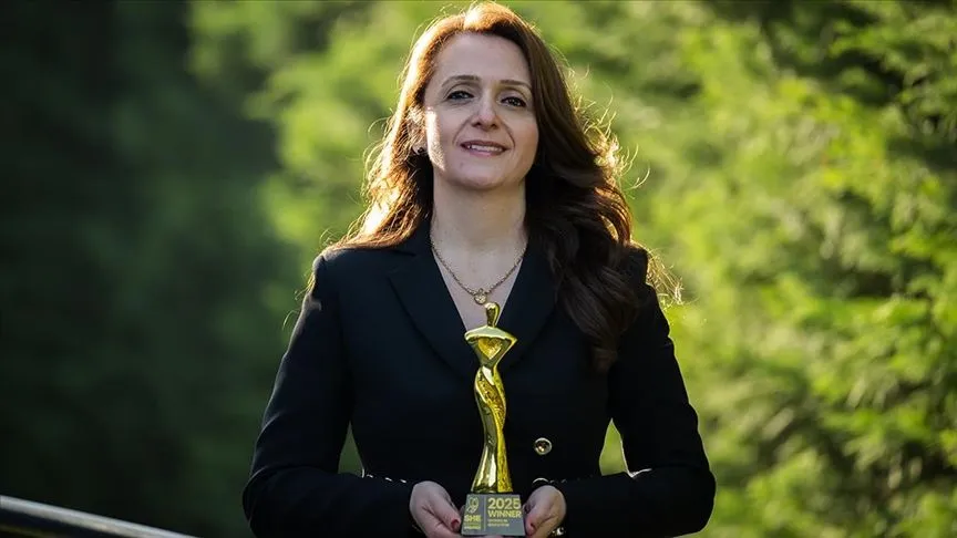 Köy okullarında kız öğrencilere umut olan Türk eğitimciye küresel ödül