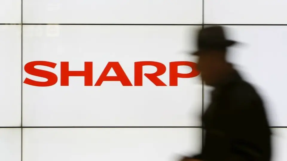 Japonya'da LCD üretimi tesisini satamayan Sharp, 1170 çalışanını işten çıkarıyor