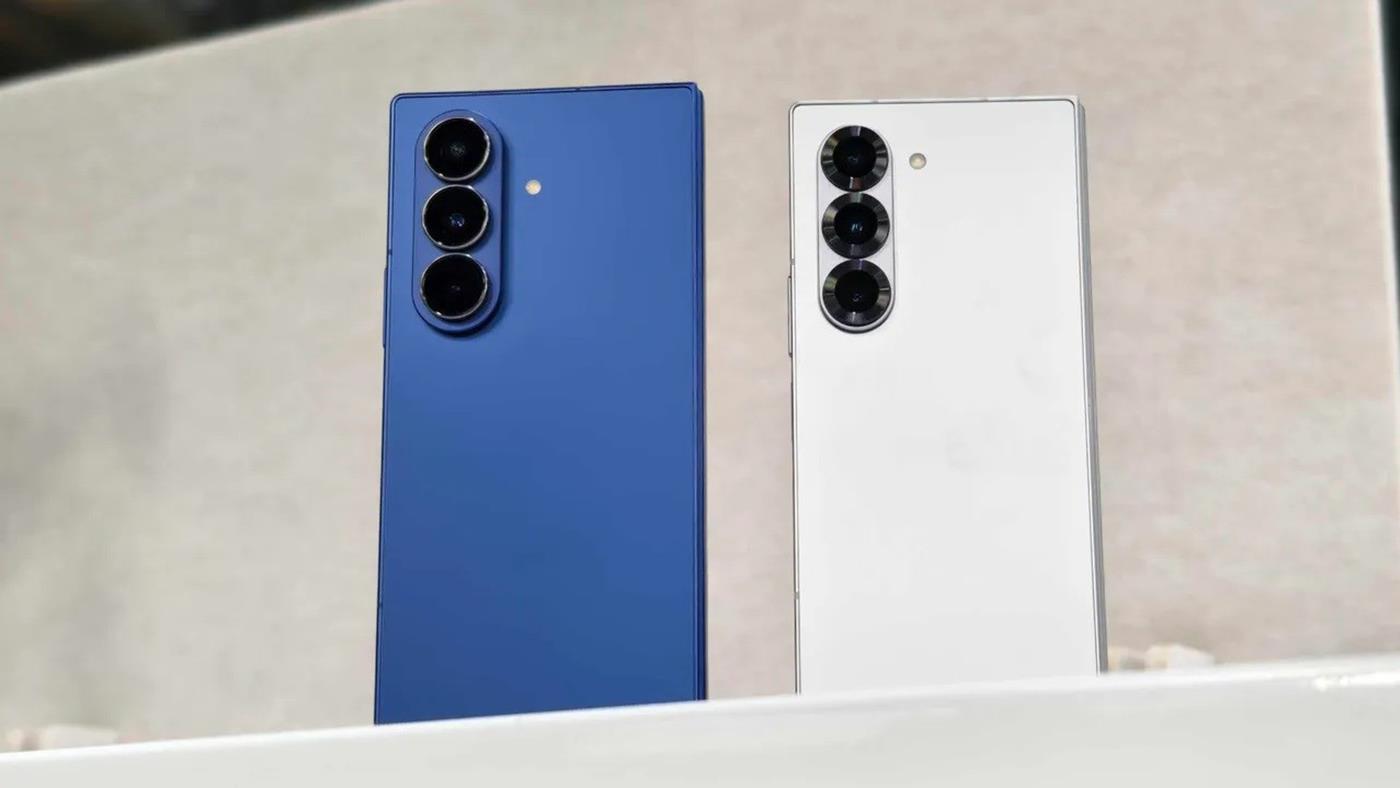 Galaxy Z Fold 7 vs Fold 6 karşılaştırması: Farklar neler? Geçmeye değer mi?
