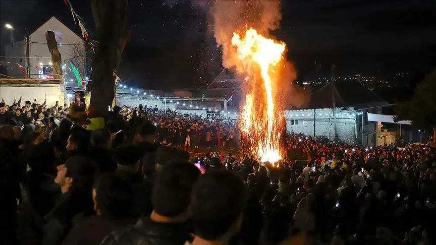 Azerbaycan'ın tarihi Şeki kentinde Nevruz coşkusu