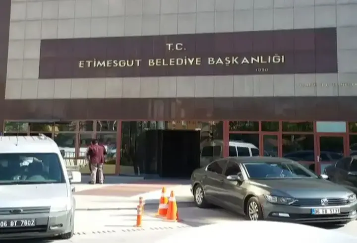 Son dakika: Etimesgut Belediyesi’ne zimmet soruşturması: 4 gözaltı