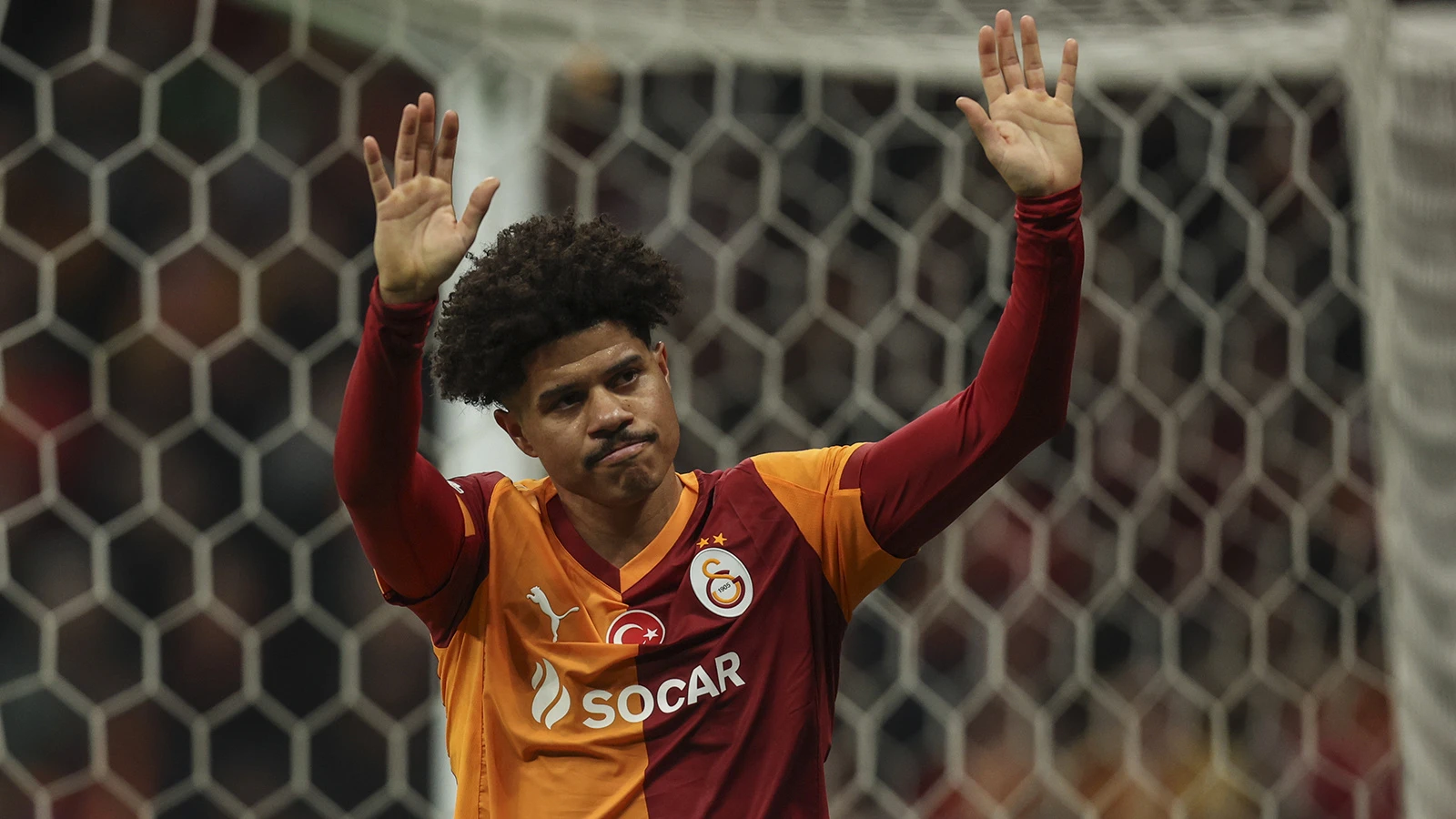 Galatasaray, Gabriel Sara'nın sol ayak bileği iç yan bağlarında ödem tespit edildiğini açıkladı