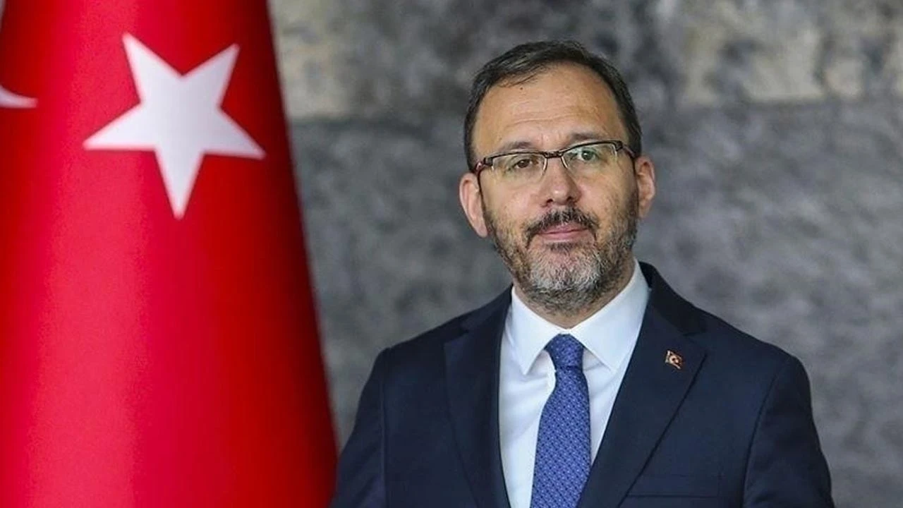 Bakan Kasapoğlu'ndan FIFA'ya İsrail tepkisi
