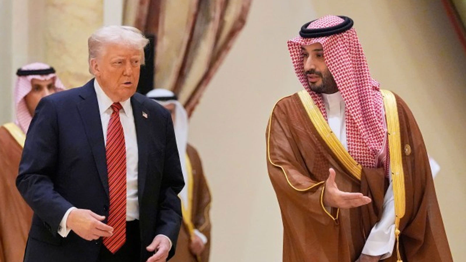 Trump açıkladı: Suudi Arabistan'dan ABD'ye 1 trilyon dolarlık yatırım