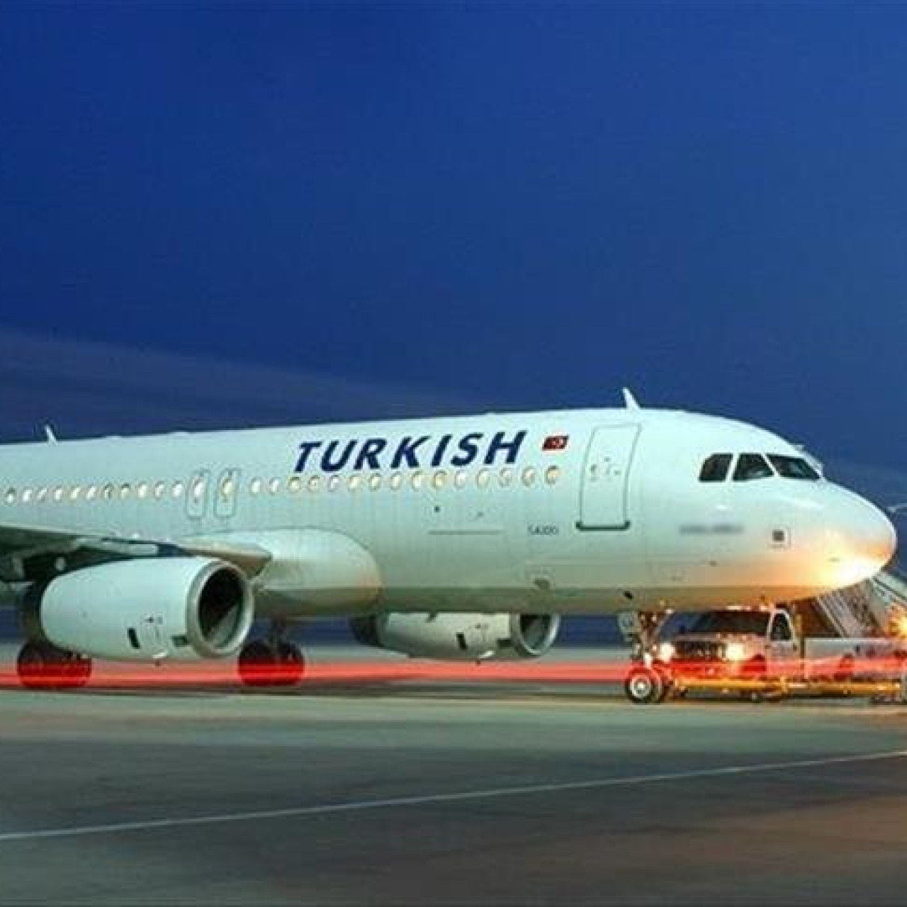 Bodrum FK uçağı Diyarbakır'a zorunlu iniş yaptı
