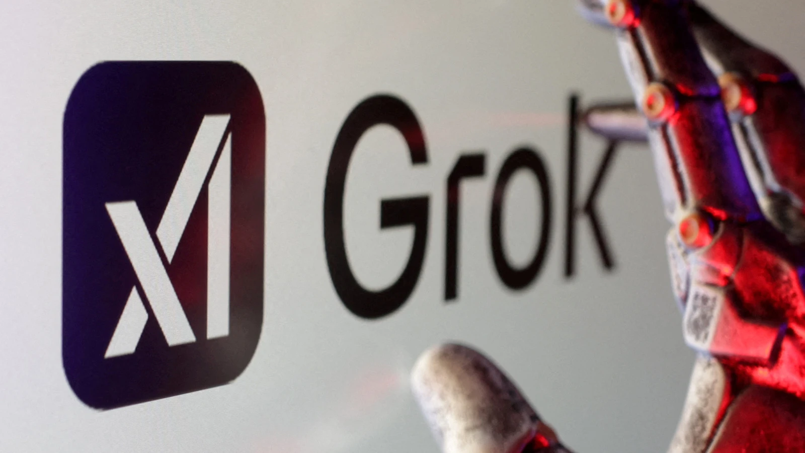 X'ten Grok kararı: Cinsel içerikli görsel oluşturma özelliği kaldırıldı