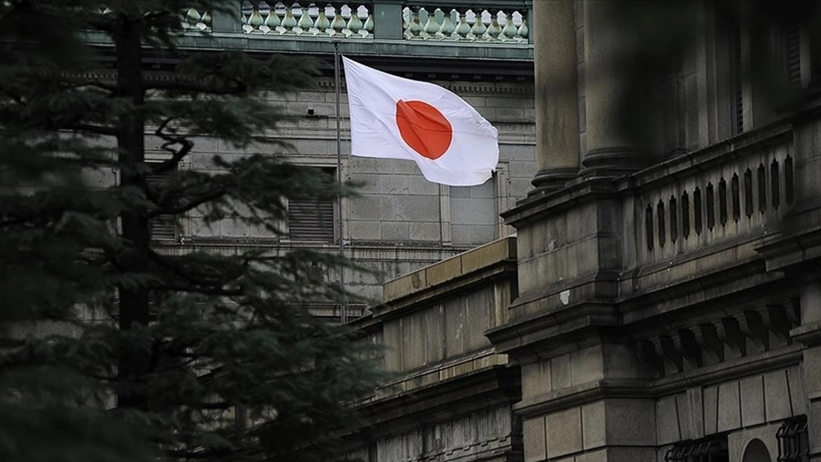 Japonya'da askeri eğitim sırasında patlama: 3 asker öldü