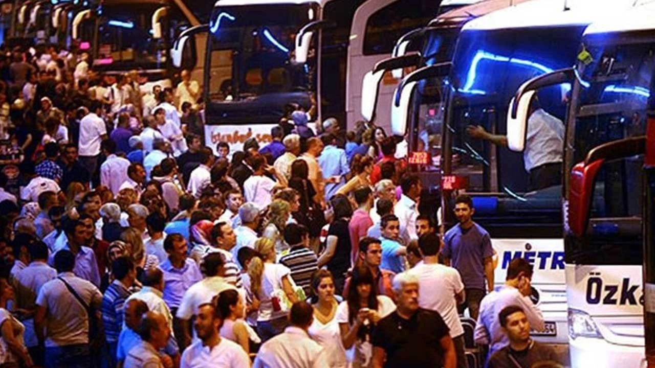 Bayram tatili uzatılacak mı, birleşecek mi? Kabine sonrası gözler Cumhurbaşkanı Erdoğan'da...
