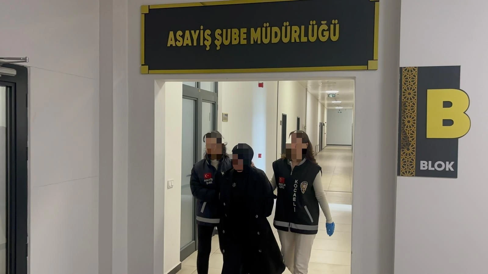 İzmit'te adliye önünde cinayet: Kendisini istismar ettiğini iddia ettiği kişiyi öldürdü