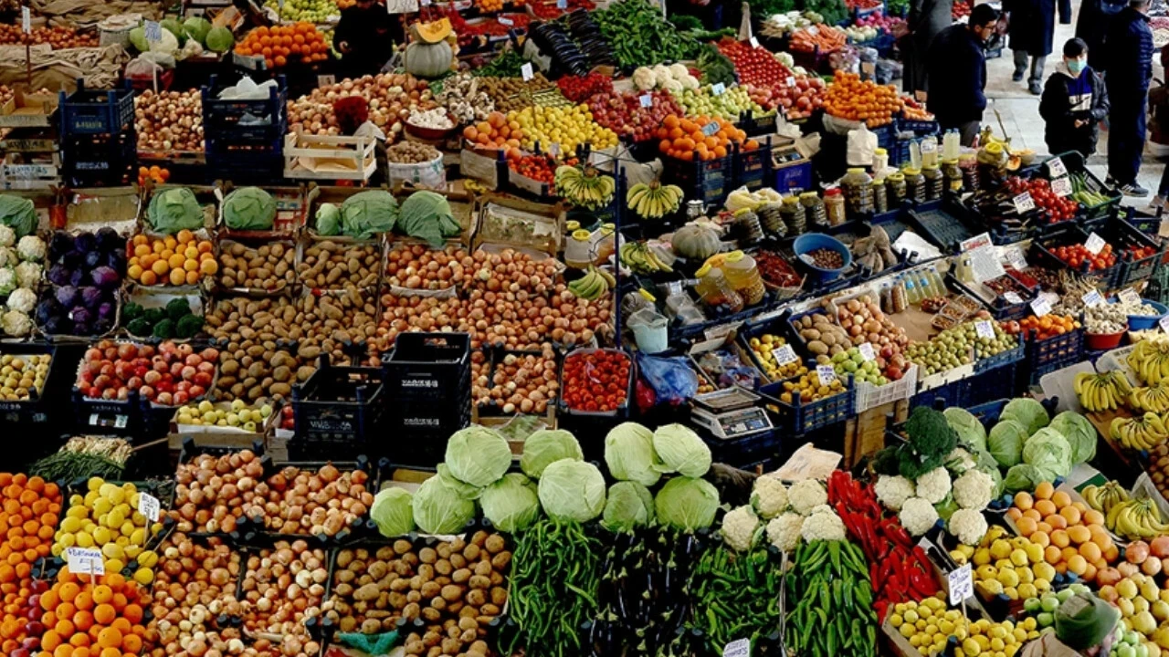 Şubatta, markette 41 ürünün 28'inde fiyat arttı