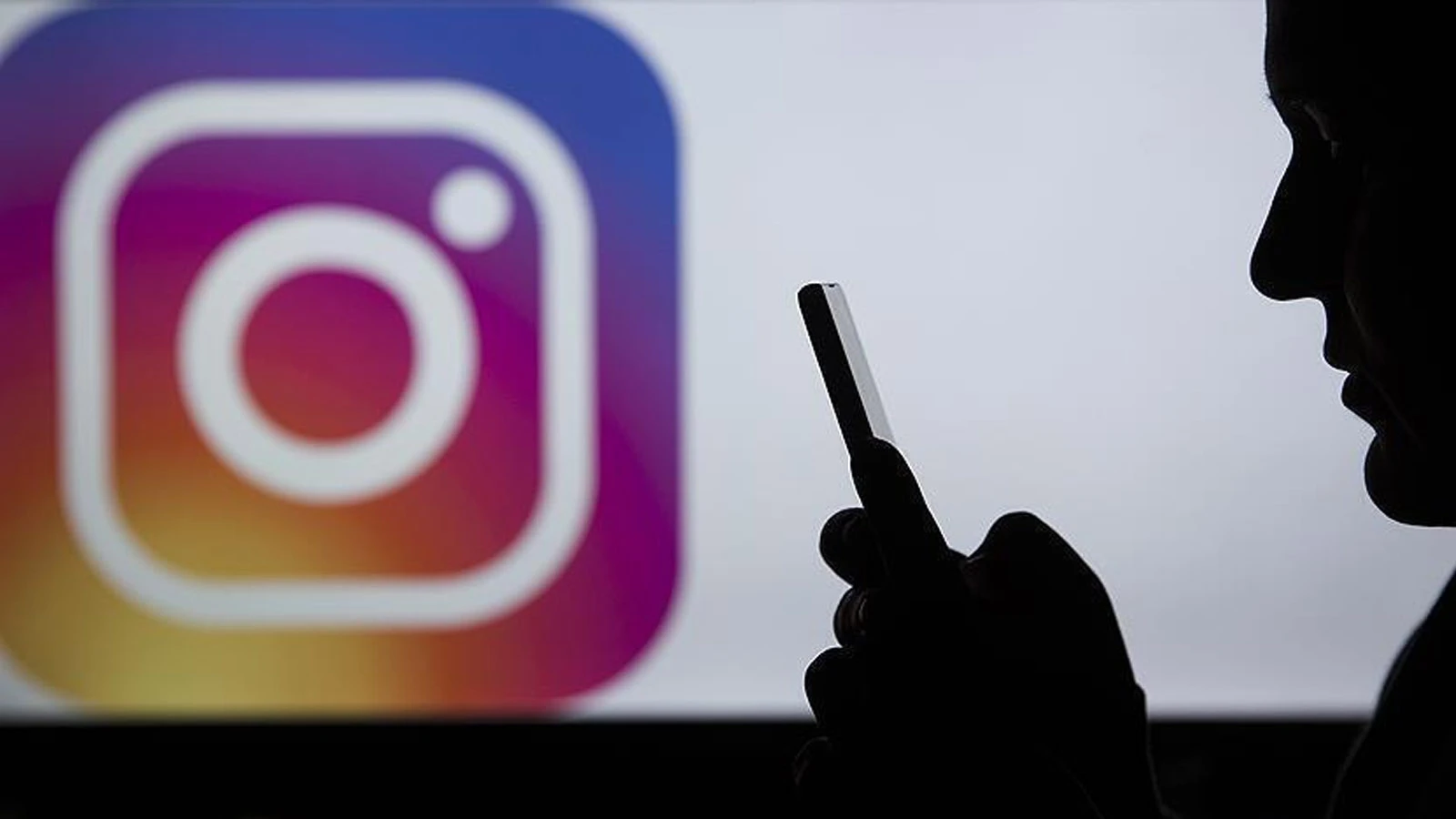 Instagram üzerinden büyü bozma vaadiyle vatandaşları dolandırdılar