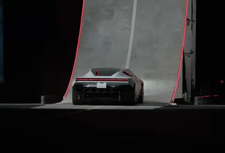'Uçan Otomobil' Sahneye Çıktı! Tesla'dan Nefes Kesen Şov