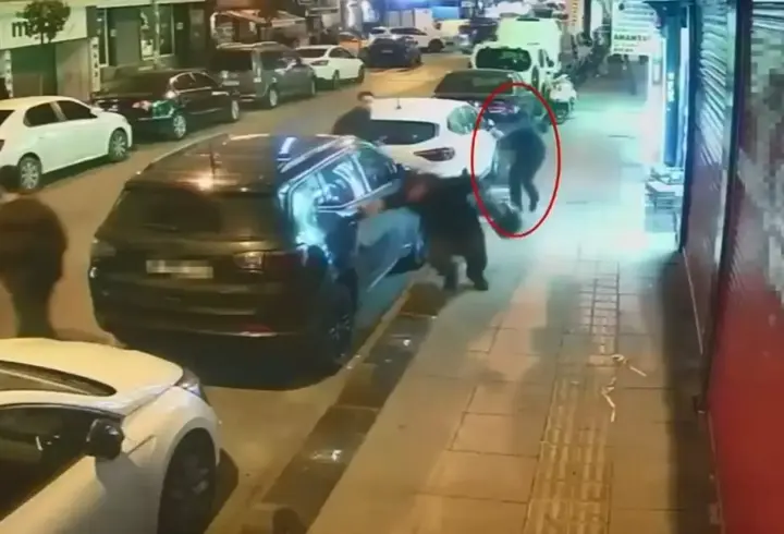 Esenler’de Çıkan Kavgada Birbirlerini Silahla Yaralayan 2 Şüpheli Yakalandı