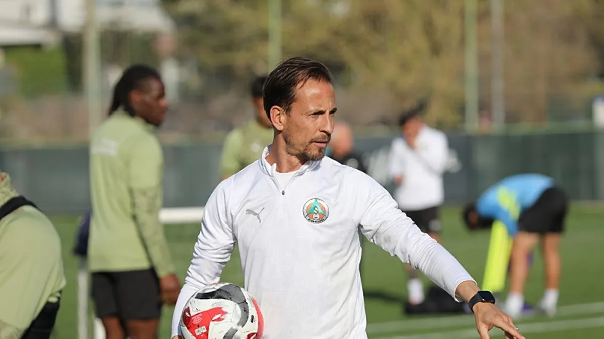 Corendon Alanyaspor'da Joao Pereira: Geleceği düşünmeyi sevmiyorum