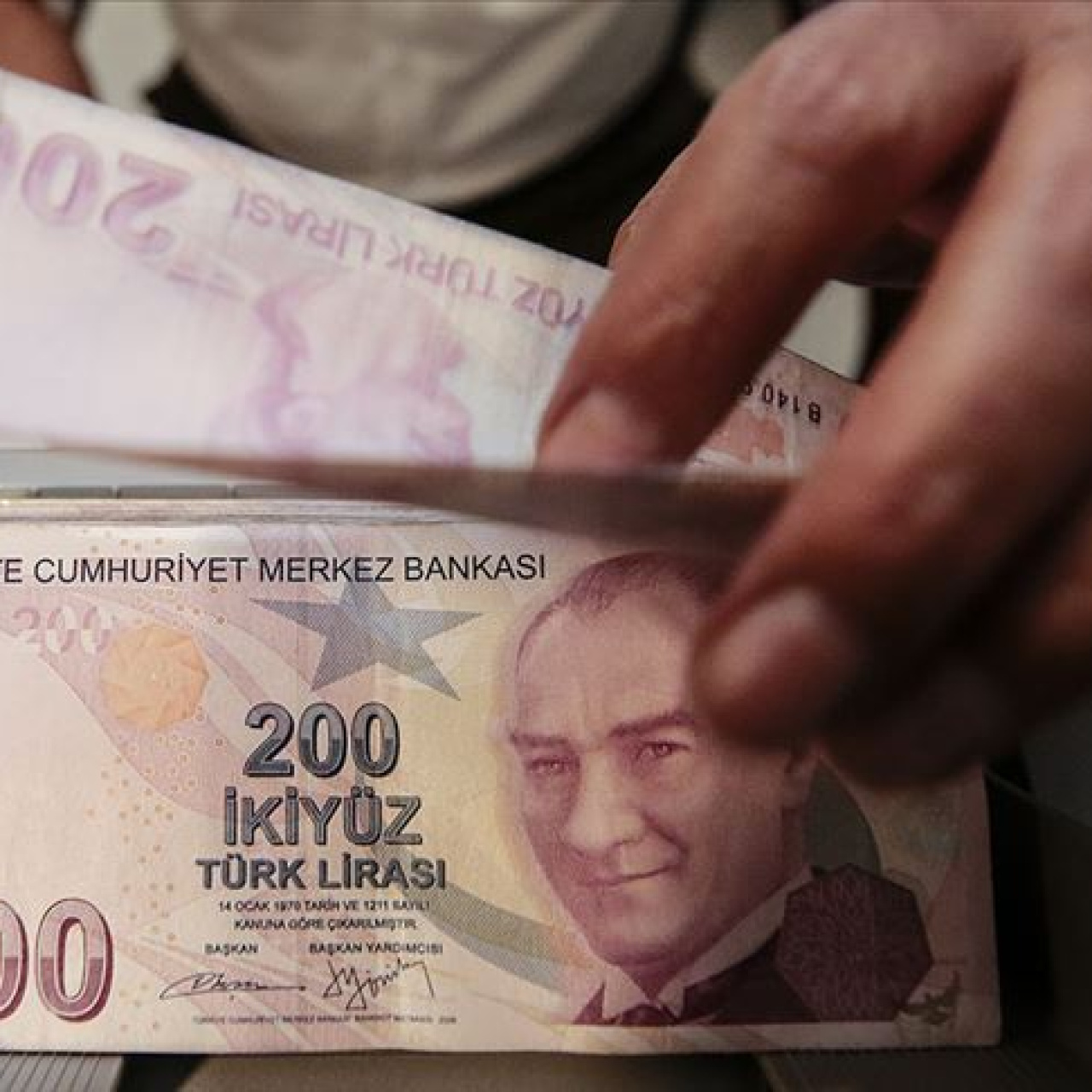 En düşük emekli maaşına ek zam var mı?