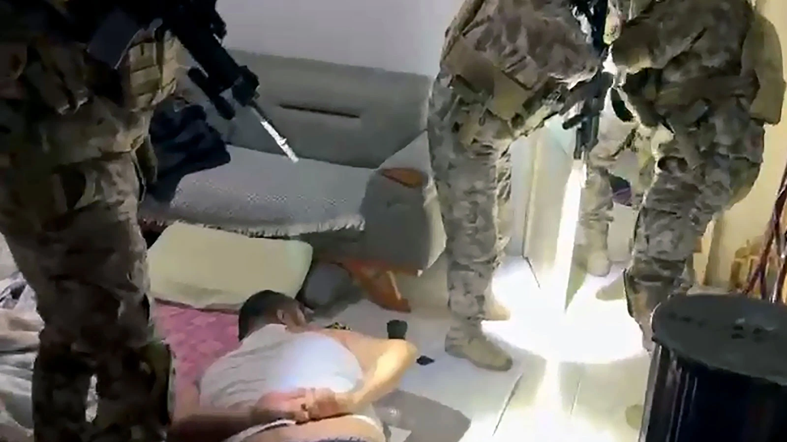 Suç örgütlerine silah satışı hazırlığındaki çete çökertildi