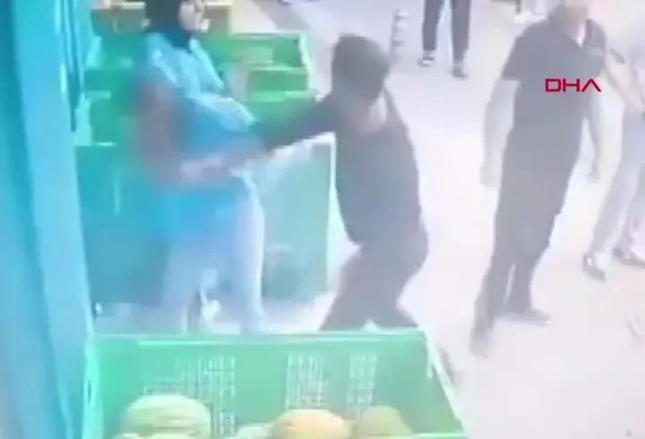 Eski sevgilisini markette darbedip müşteriyi bıçaklayan şüpheli tutuklandı