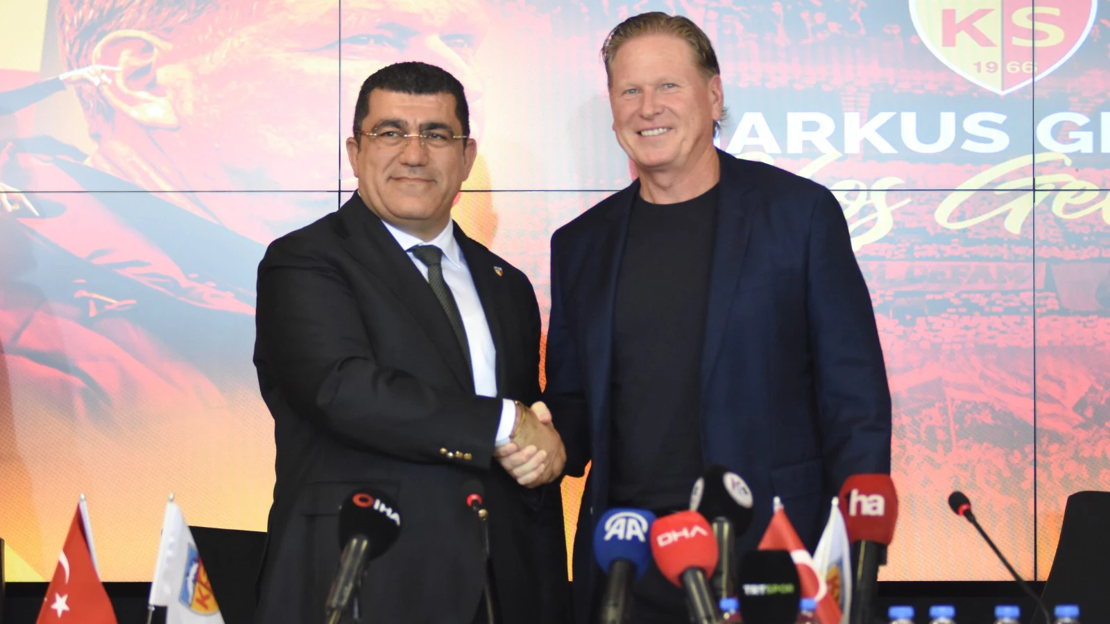 Kayserispor, teknik direktör Markus Gisdol ile sözleşme imzaladı