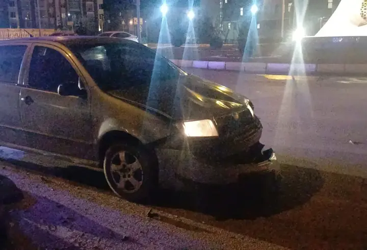 Çorum'da otomobil ile motosiklet çarpıştı;1 yaralı