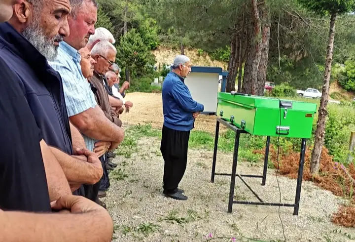 Erkek arkadaşının bıçakla öldürdüğü Şevval, toprağa verildi