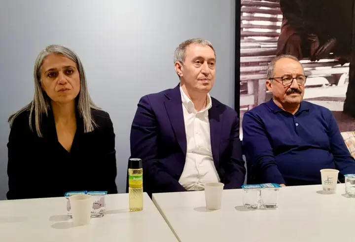 İstanbul'da Sırrı Süreyya Önder İçin Taziyeler Kabul Edildi