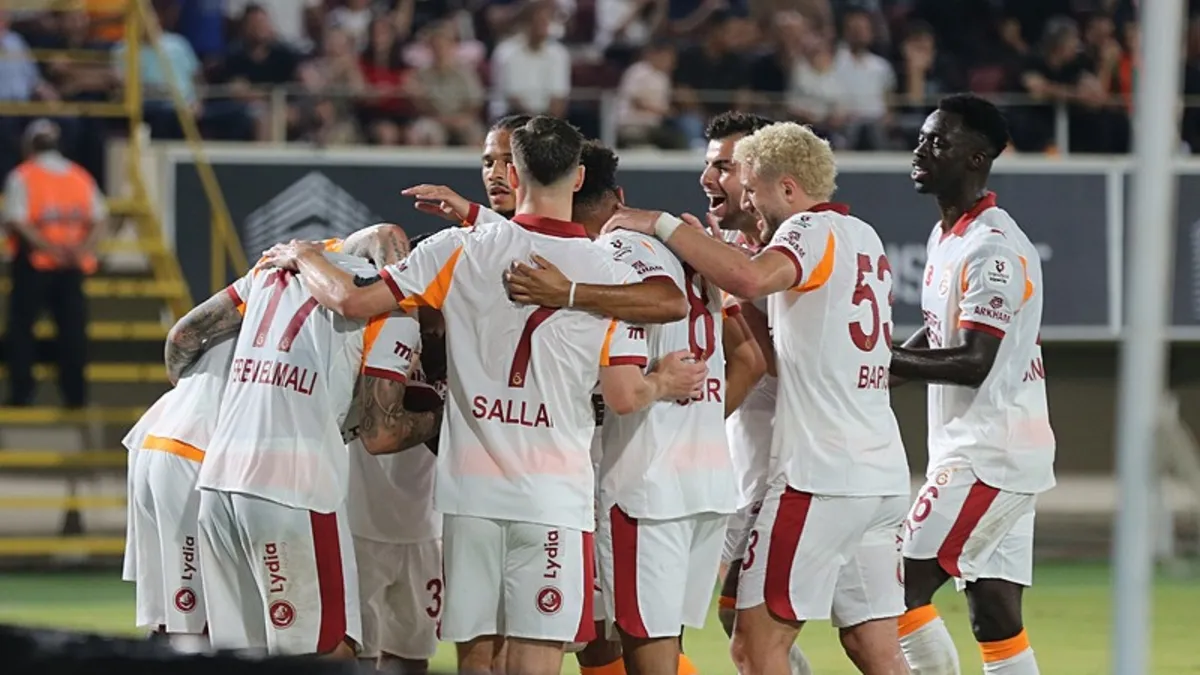 Galatasaray Alanyaspor galibiyetiyle en iyi lig başlangıcını gerçekleştirdi