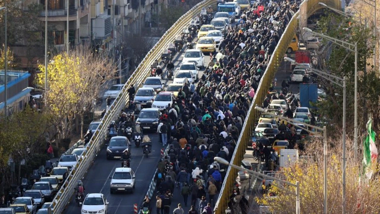 ABD'den İran'daki ekonomik kriz sonrası çıkan protestolara destek
