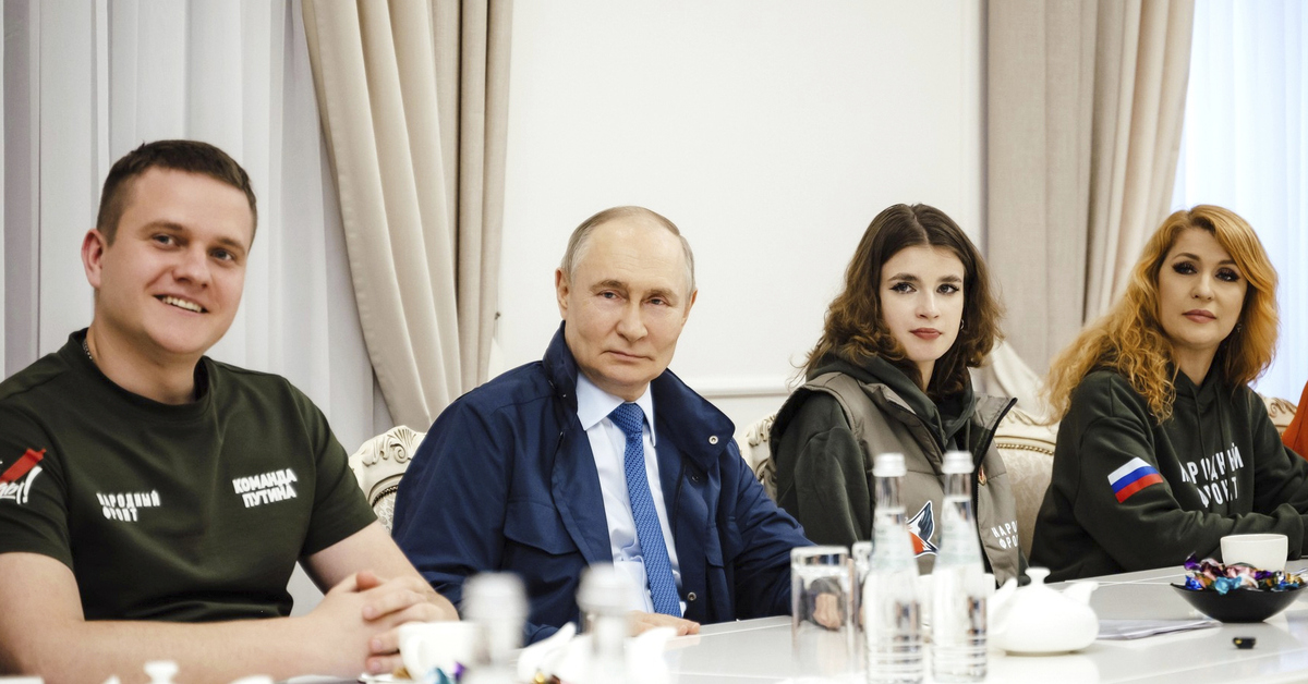 Putin Kursk bölgesini ilk kez ziyaret etti