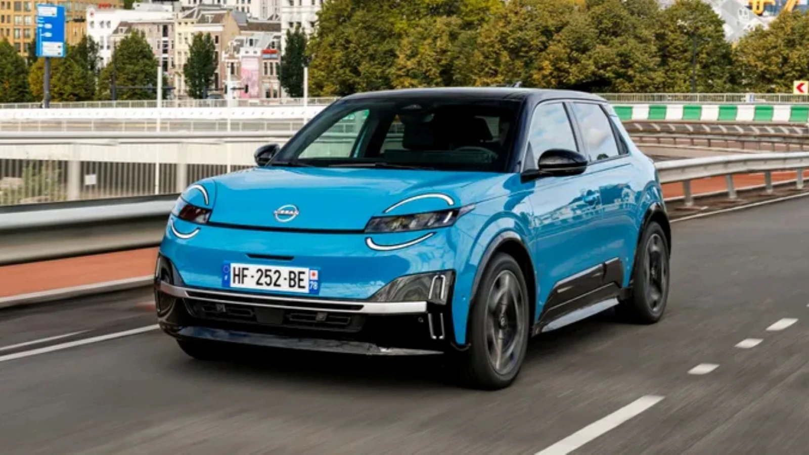 Nissan Micra'yı yeniledi: Tamamen elektrikli oldu